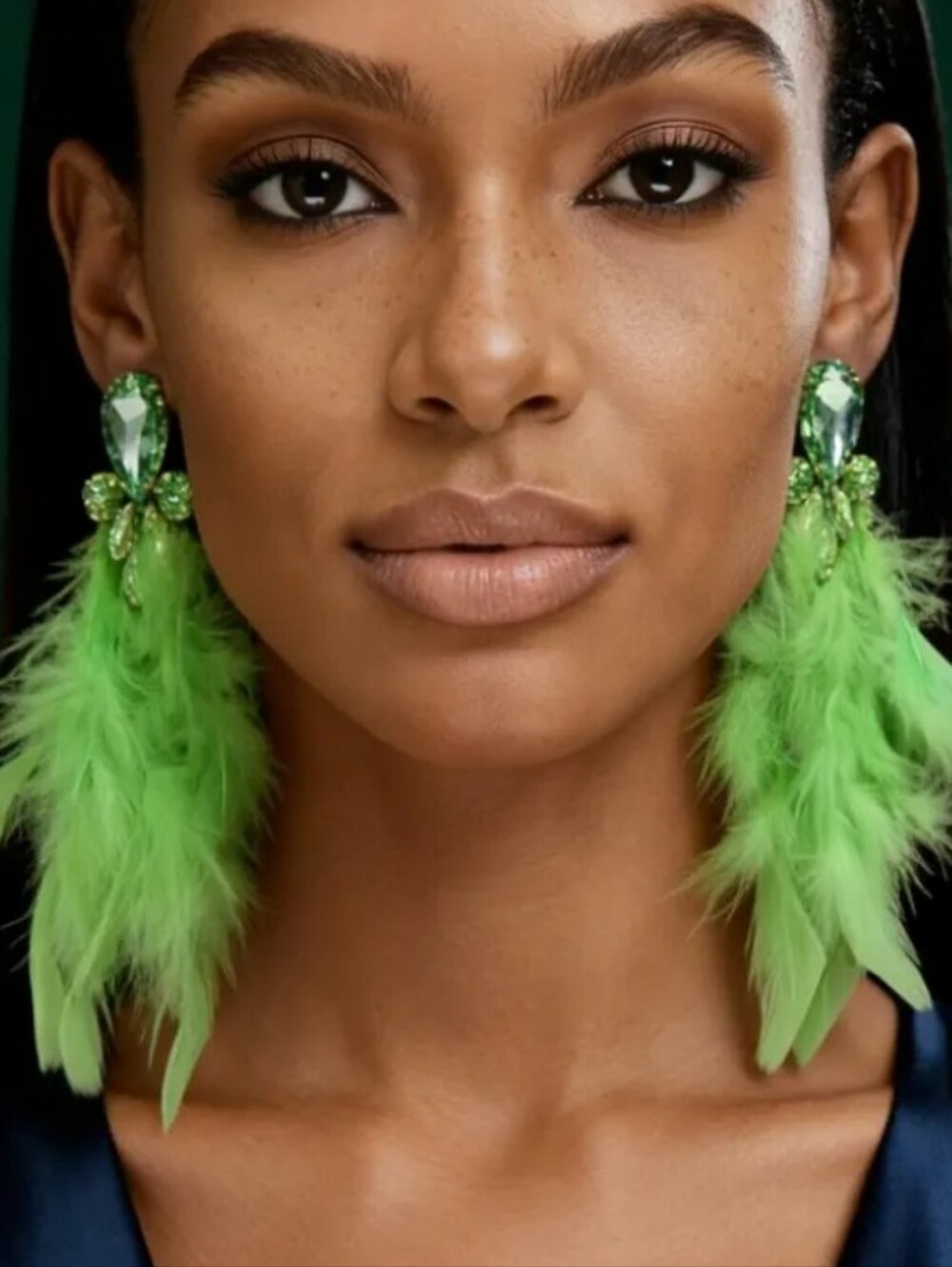 🌺Green Feather Earings With Jewel Embellishments Feather Accessories Jewelry